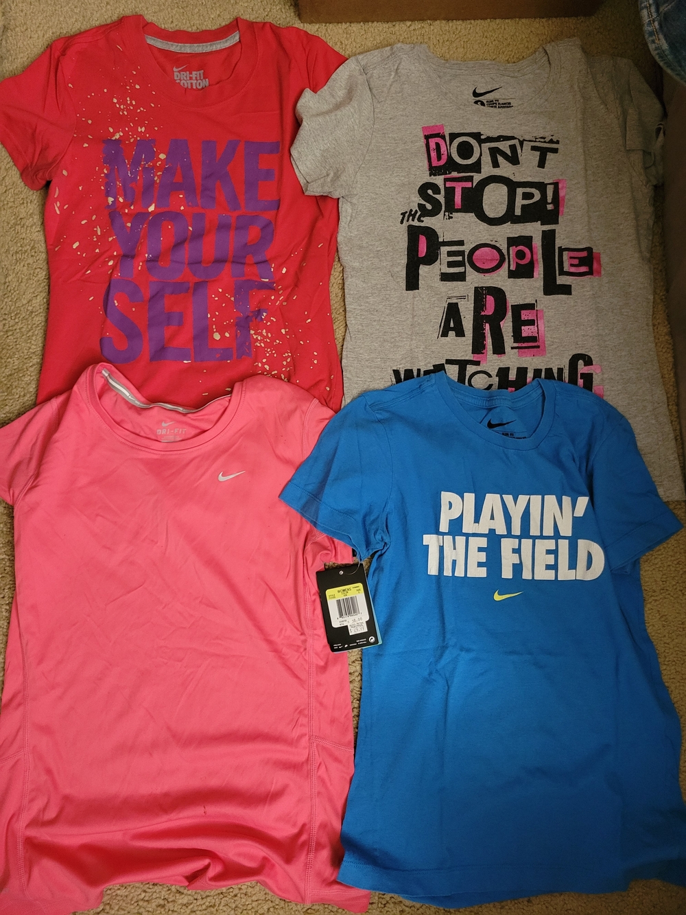 Nike Women's Graphic Tees